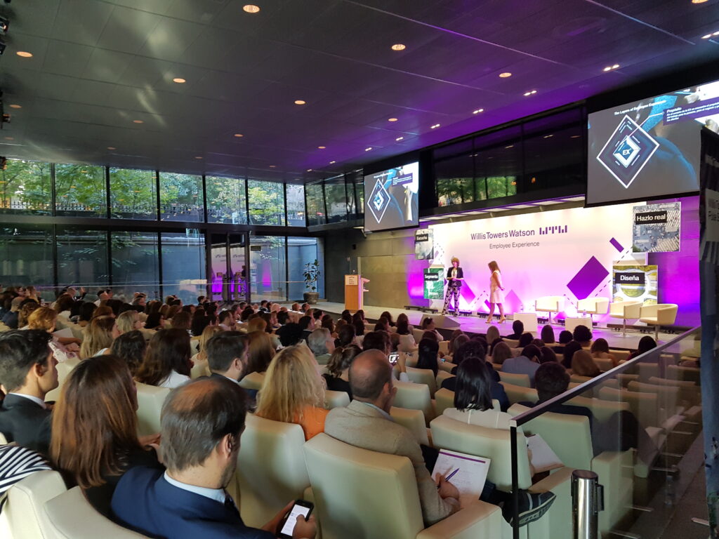 Willis Towers Watson Event Room Willis Towers Watson Event space with Epson Projectors and LG digital displays.