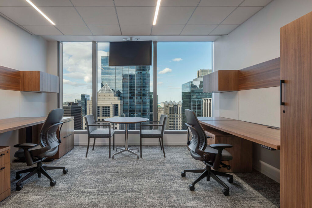 UBS shared cubicle with Floating LG digital display