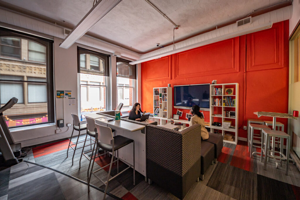 Huddle room integrated and installed by Crescent Digital